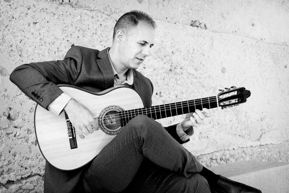 Antonio Gil