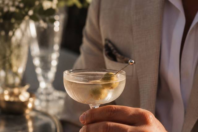 Dry martini