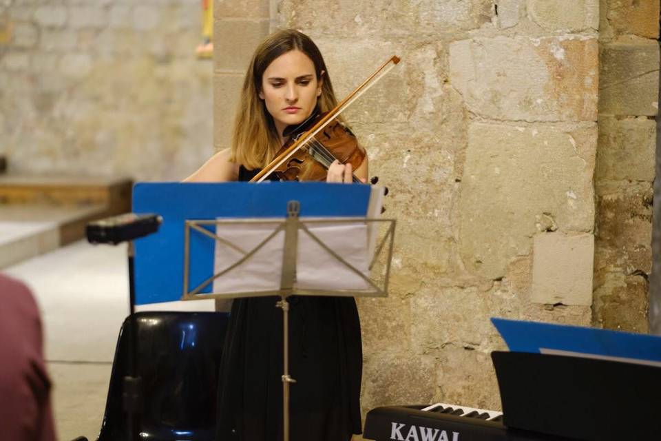 Raquel - violinista