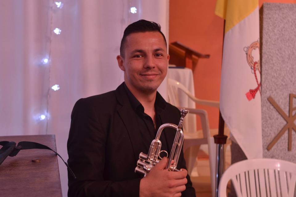 Actuación en el altar