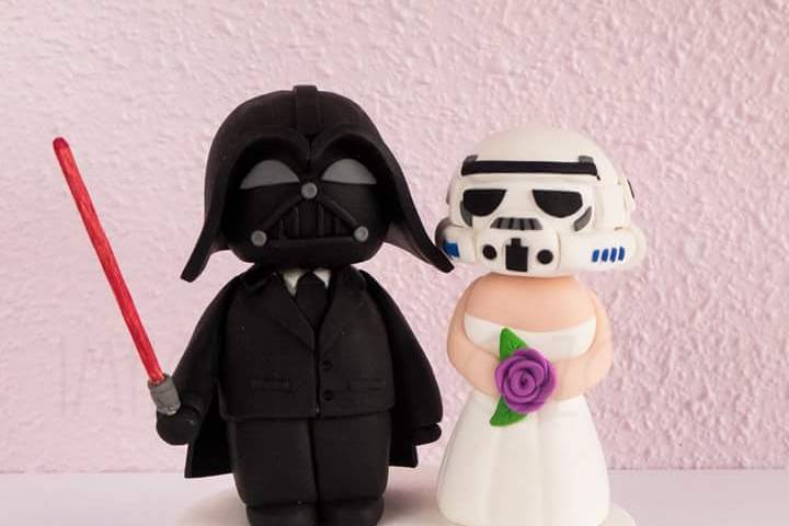 Cake topper 