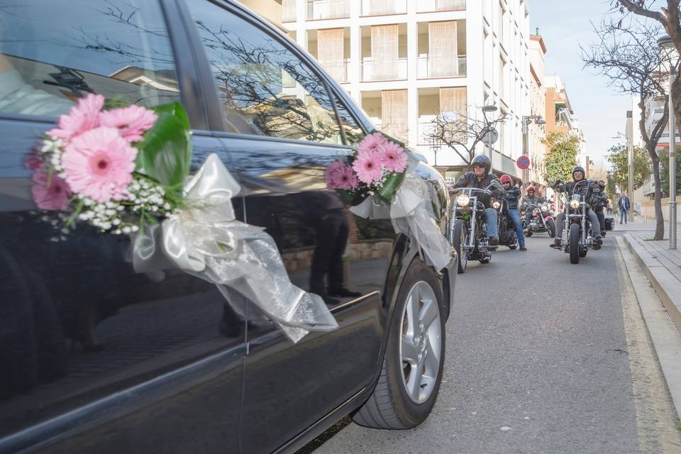 Escolta motorizada