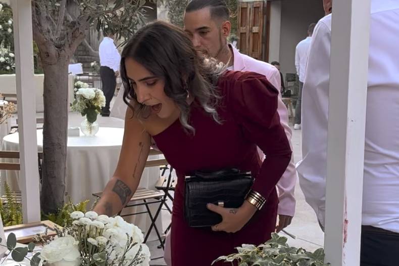 Los invitados encantados