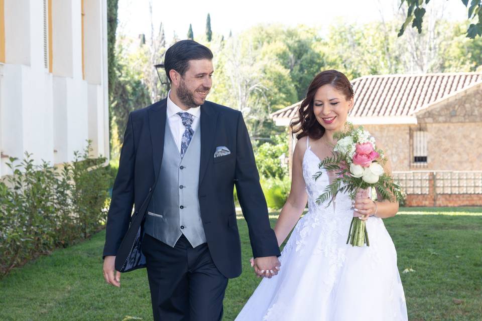 Fotografía novios recién casad