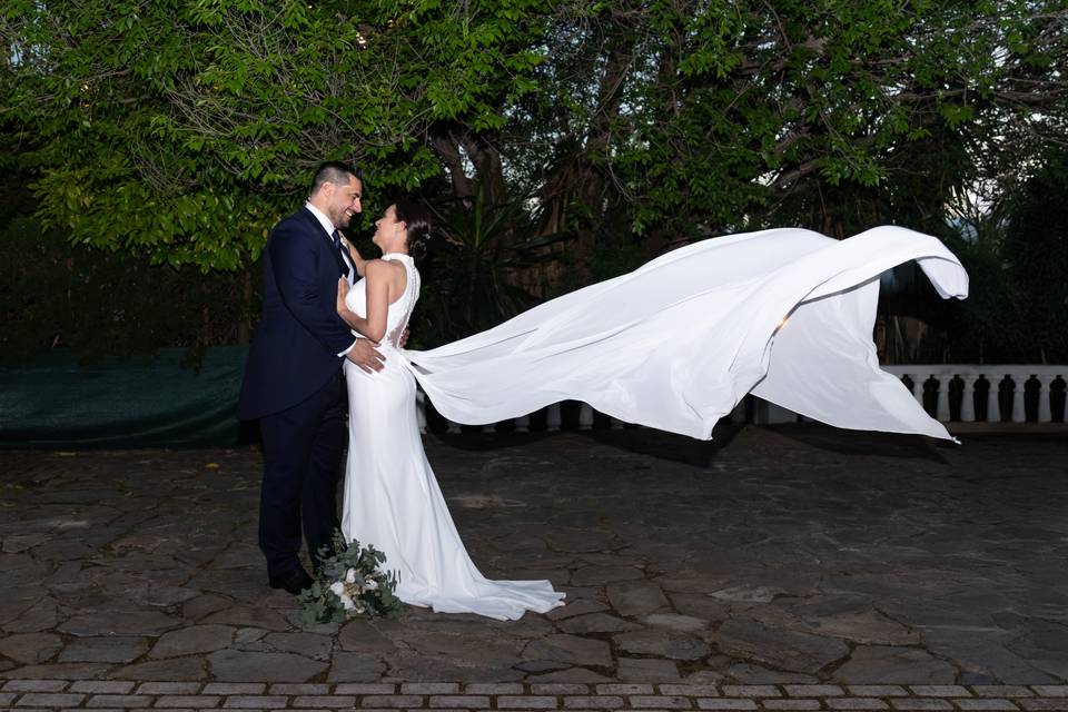 Fotografía novios recién casad