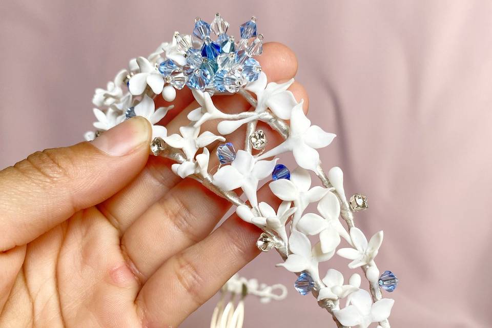 Tiara con estrellas Swarovski