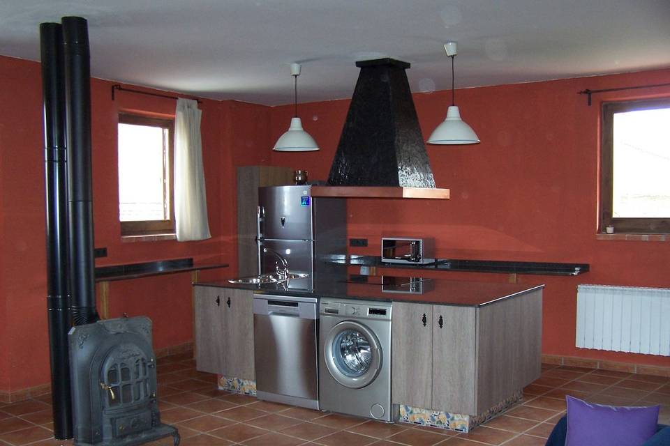 Cocina y comedor del complejo