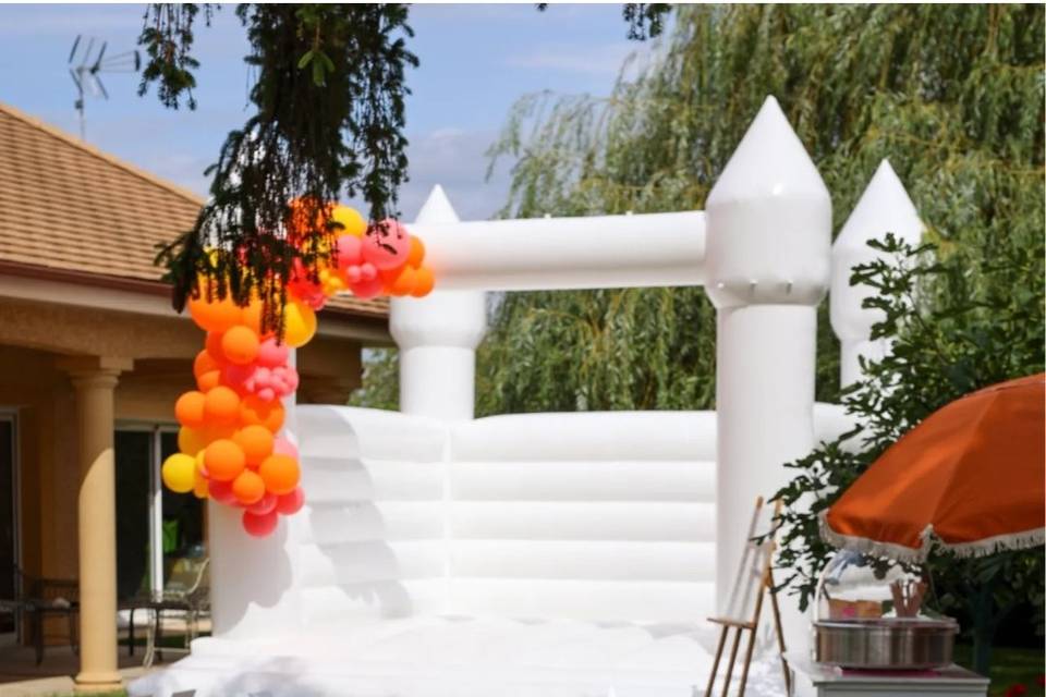 Inflable blanco