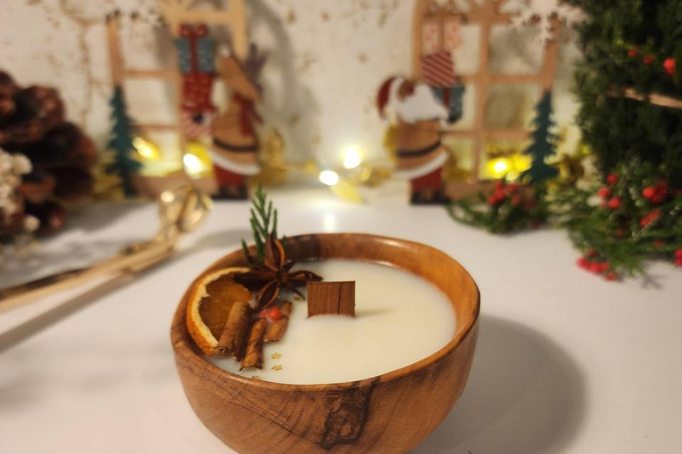 Vela en cuenco de madera