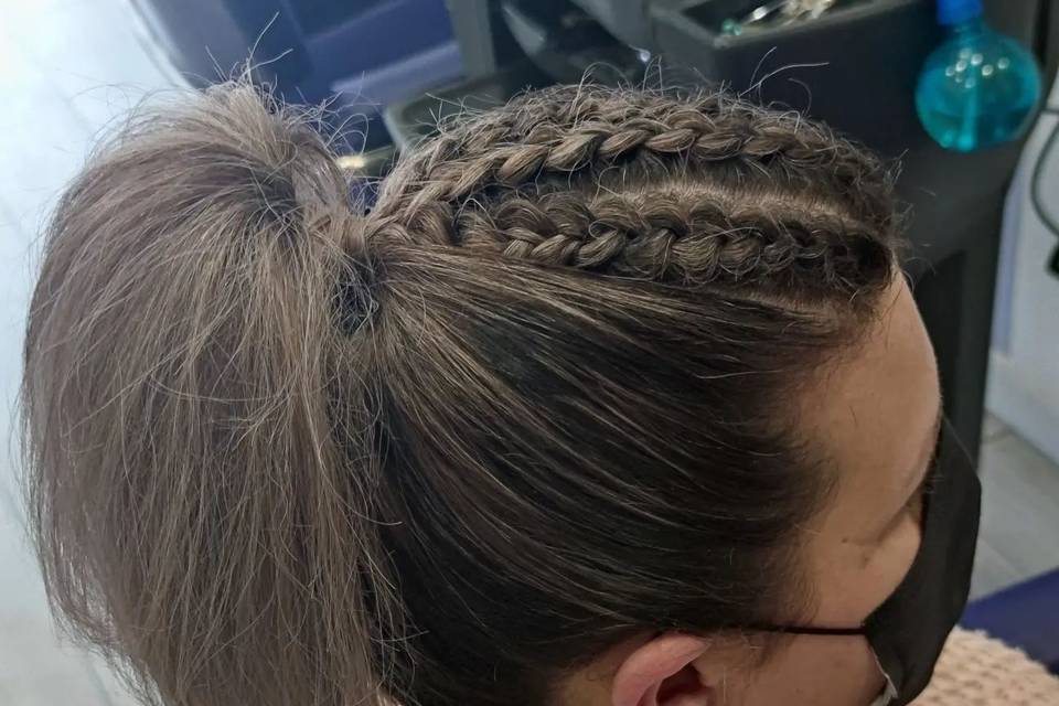 Coleta con trenzas