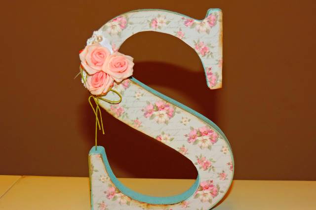 Letra decorada