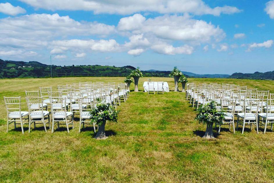 Ceremonia en los jardines