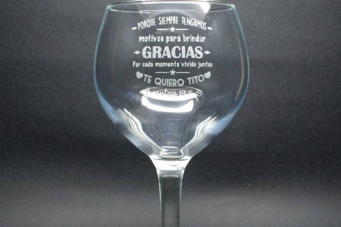 Copa balón grabada