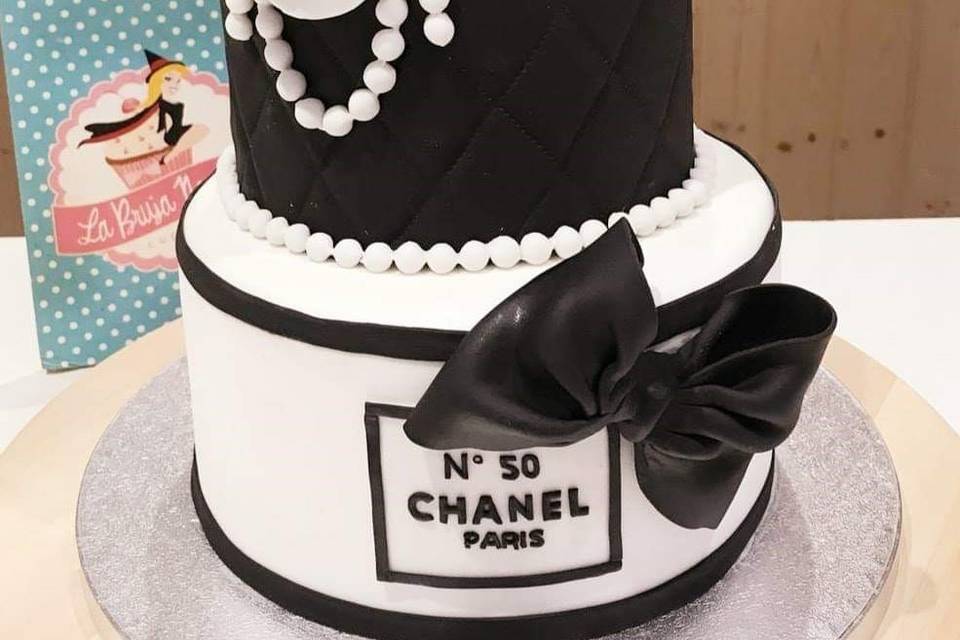 Chanel en blanco y negro