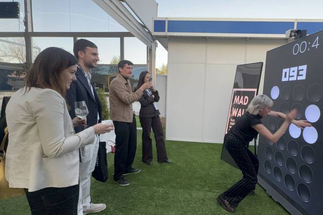 JUEGA,GRABA Y COMPARTE!