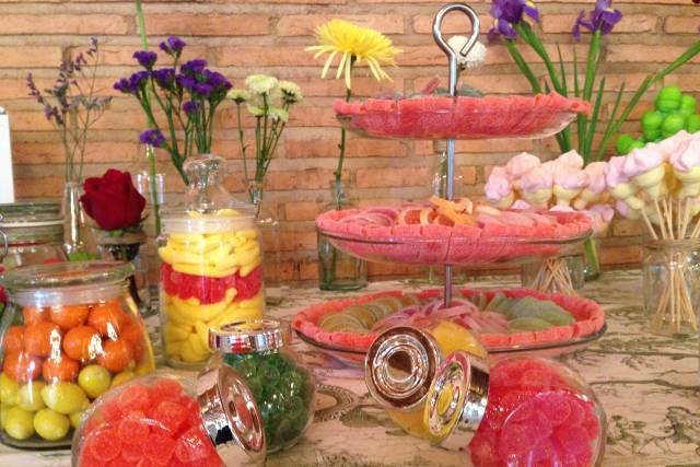 Con decoración floral