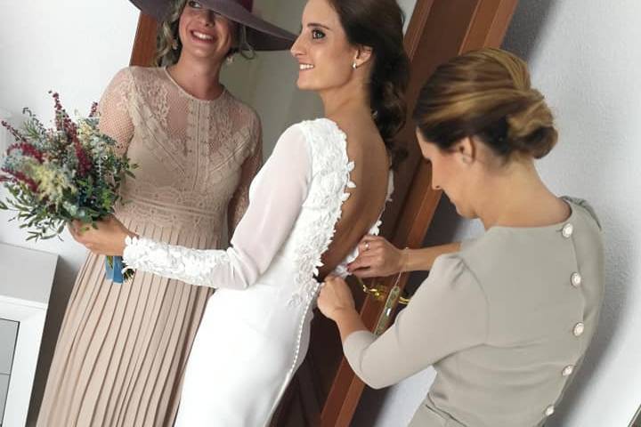 Peinado y maquillaje de novia