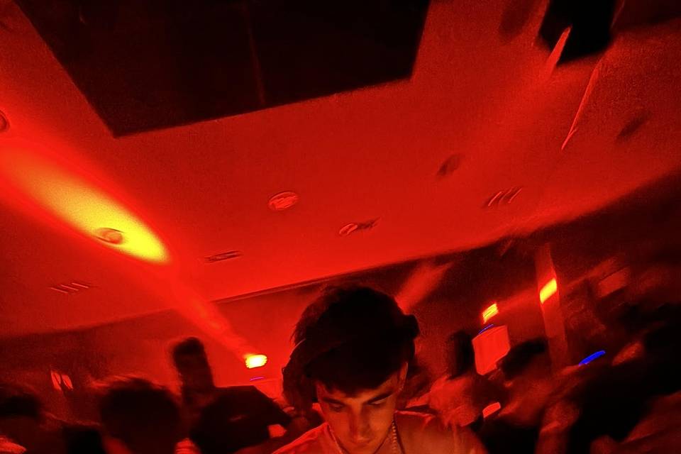 Grooved Events