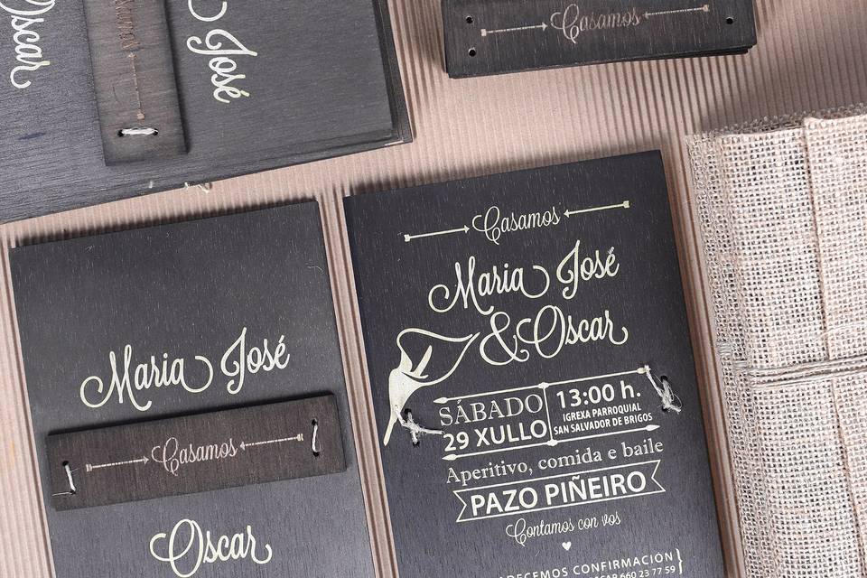 Invitación en madera