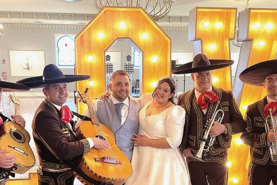 Boda con Mariachis en Granada