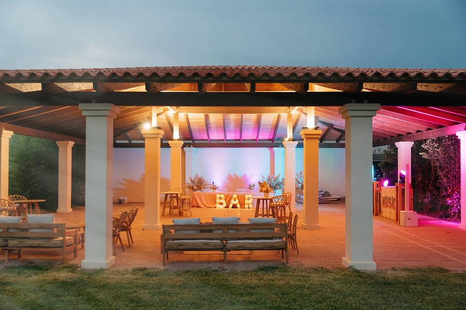 Pérgola y fiesta