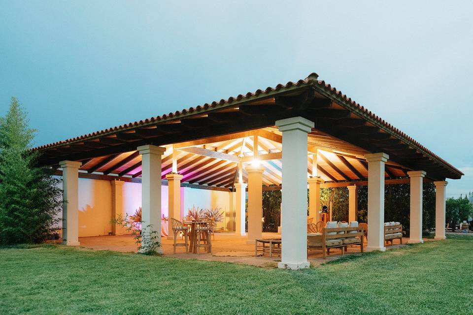 Pérgola y fiesta