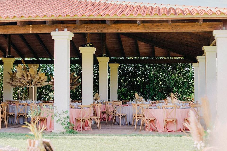 Pérgola y fiesta