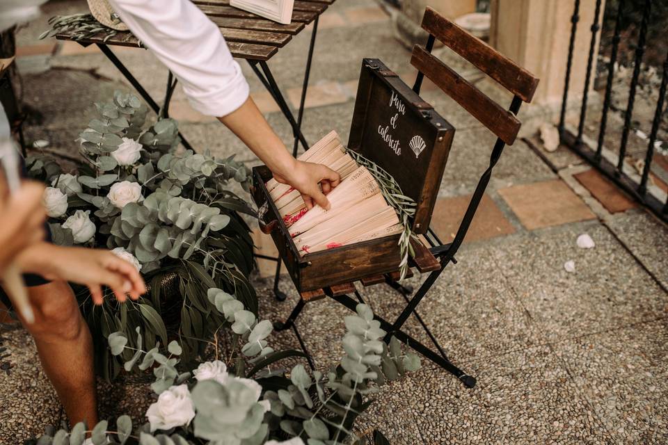 Bodas con rincón de abanicos