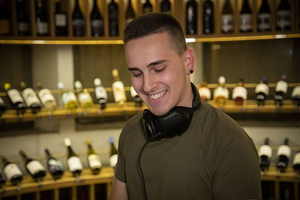 DJ Tardeo
