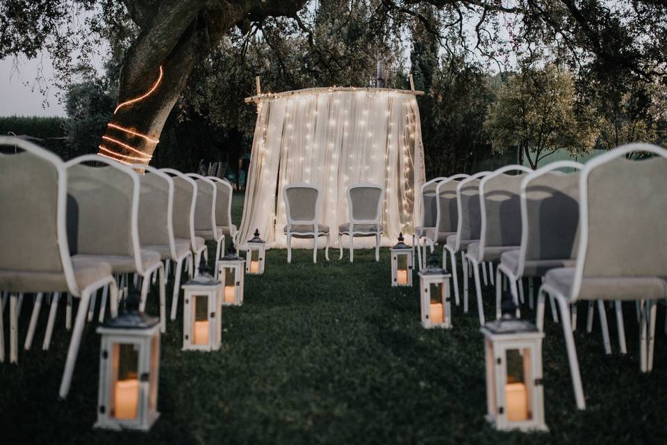 Detalle arco novios decorado