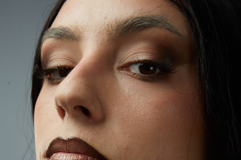 Maquillaje en tonos marrones