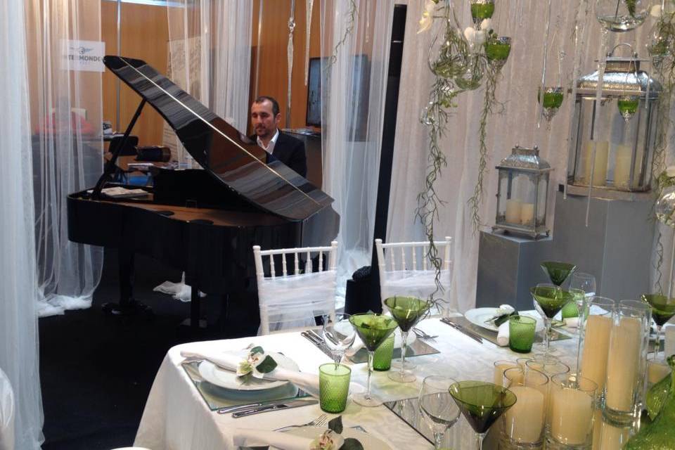 Piano Wedding by Manuel Butrón