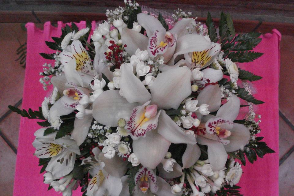 Ramo buquet para novia de orquídeas