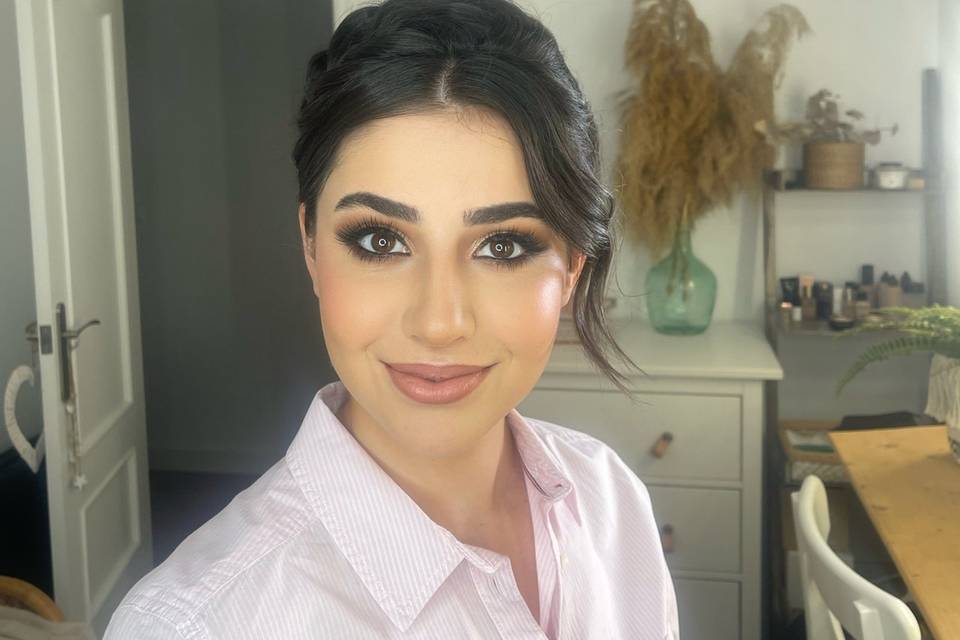 Mari Angeles Garrido - Maquillaje