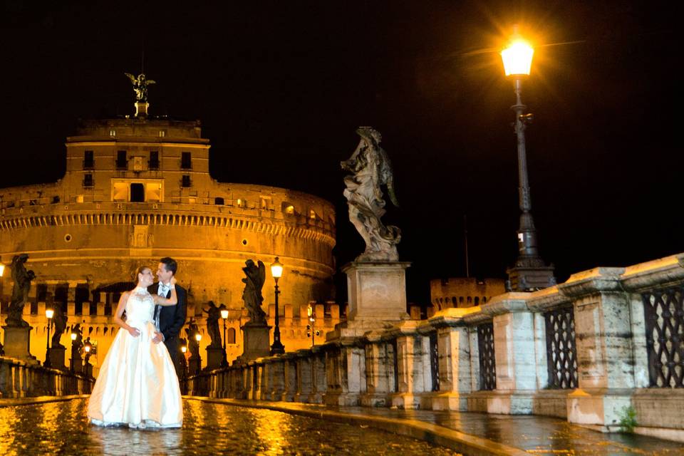 Postboda en Roma, San Angelo