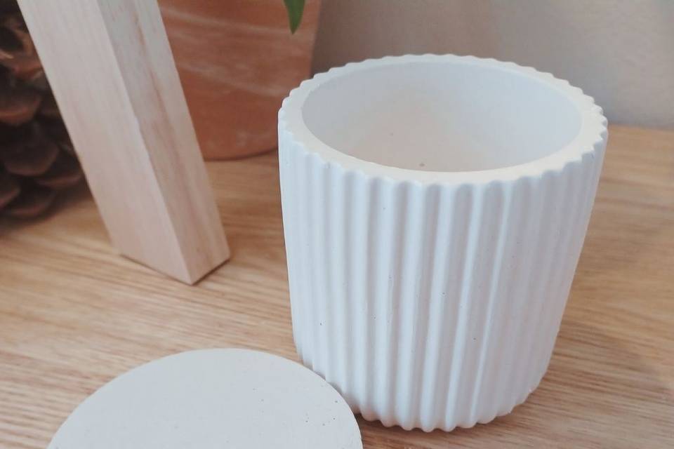 Detalles escayola bote tapa