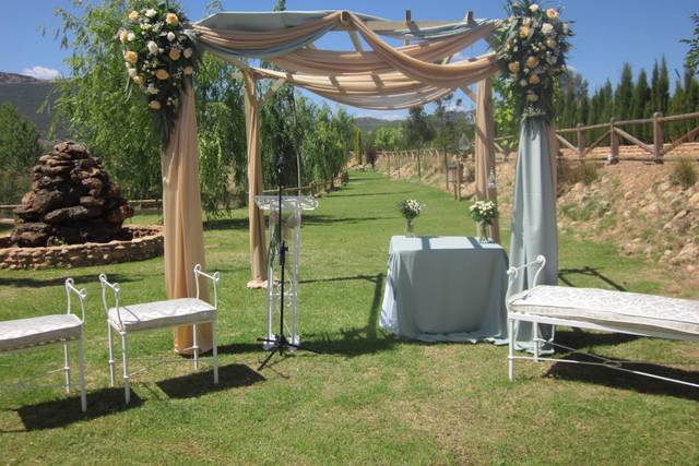 Decoración de boda civil en Fuente Taray