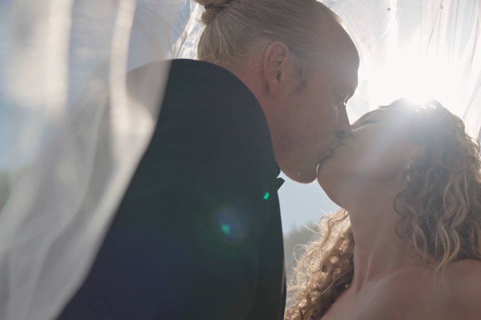Shine kiss