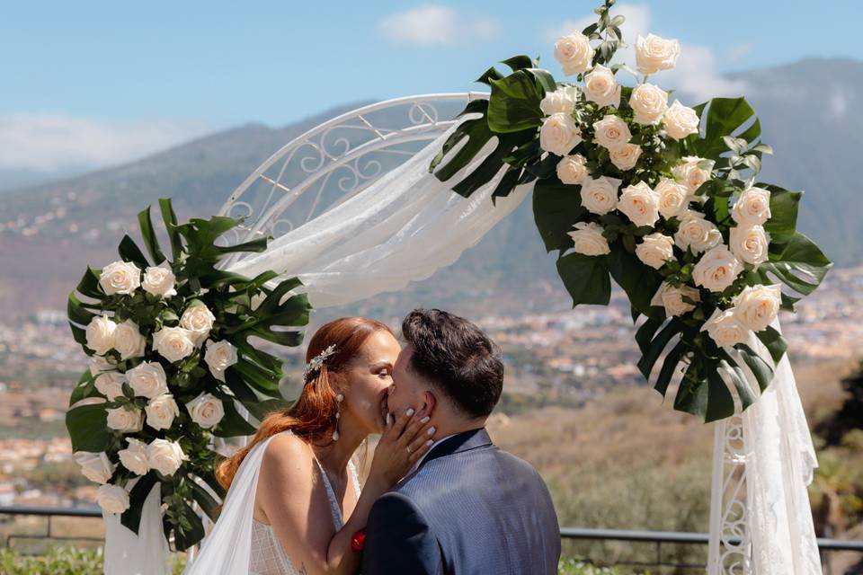 Boda