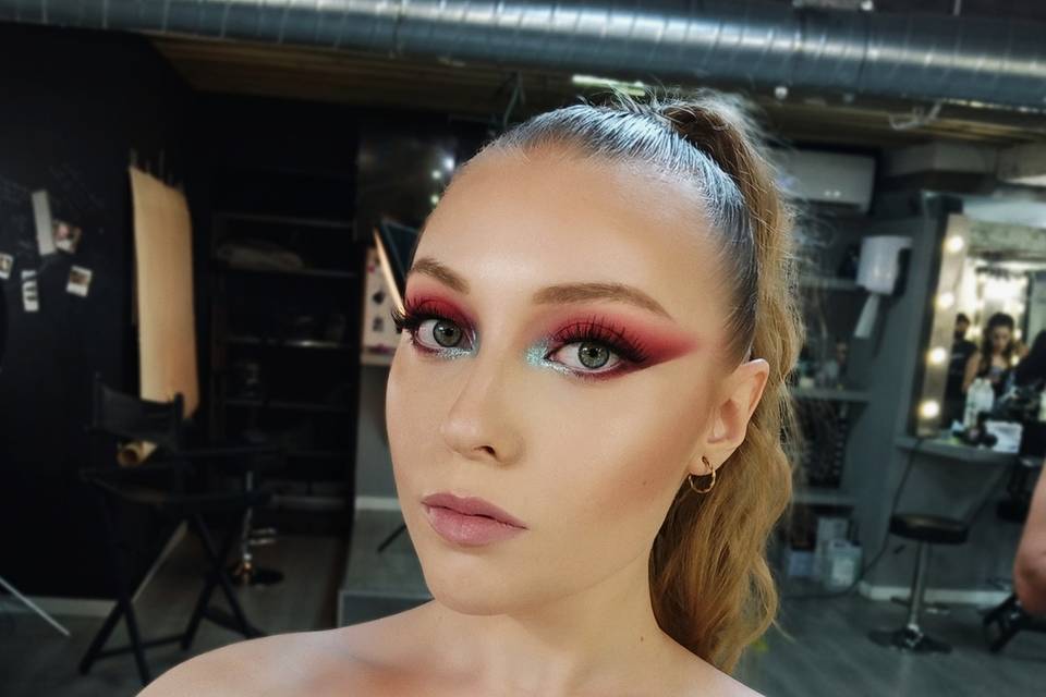 Maquillaje colorido