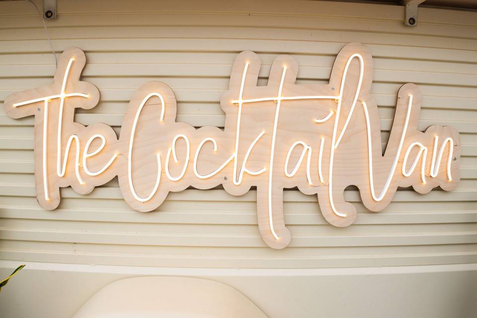 Descubre the cocktail van