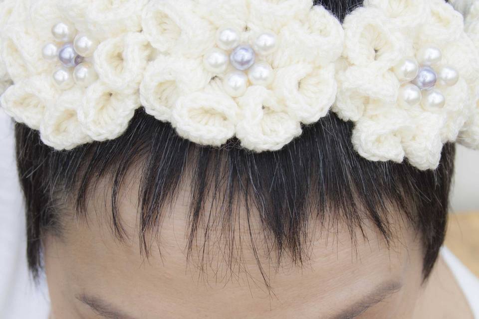 Diadema flores crochet y perla