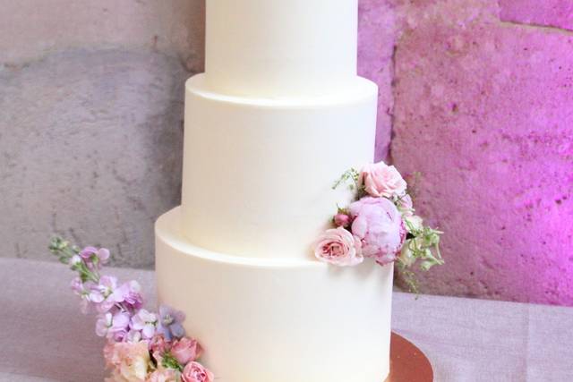 Cakes by Julee