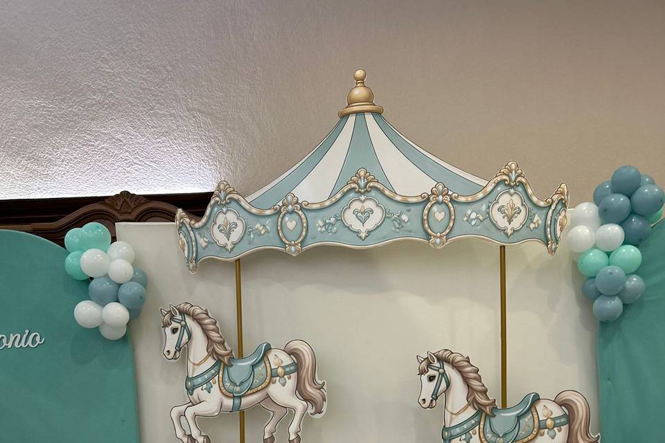 Decoración bautizo tiovivo