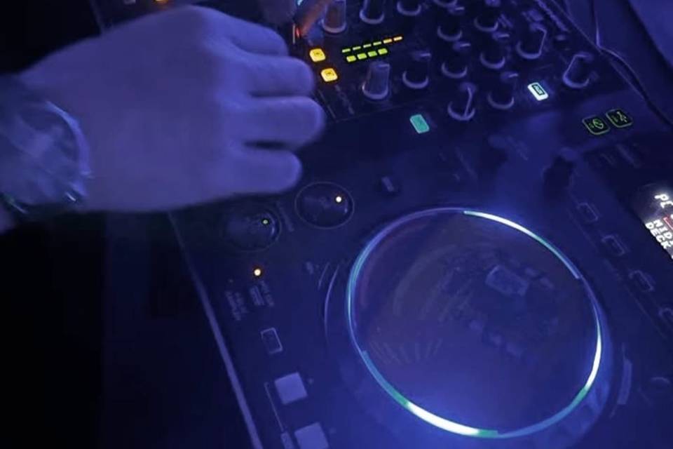 Sánchez The DJ