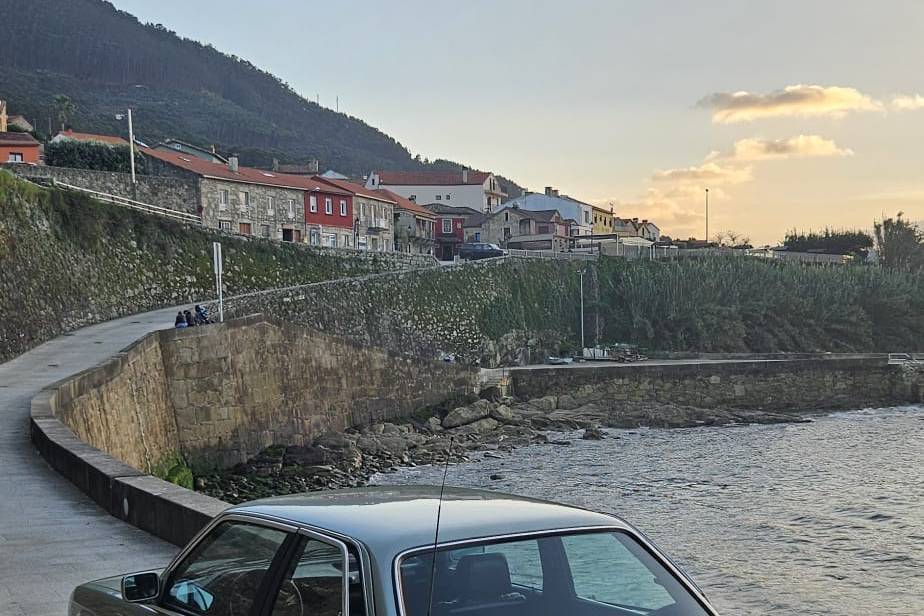 BMW E30