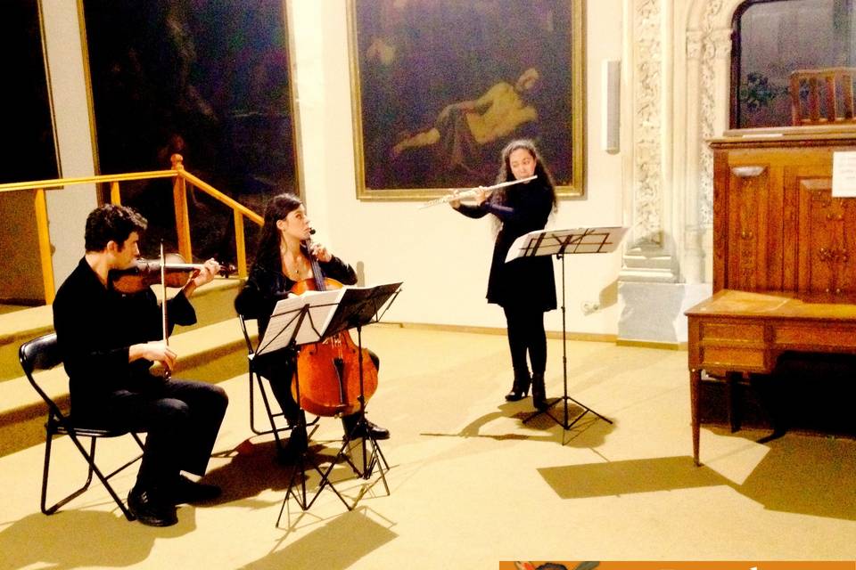 Cuarteto de cuerdas y dúo vocal