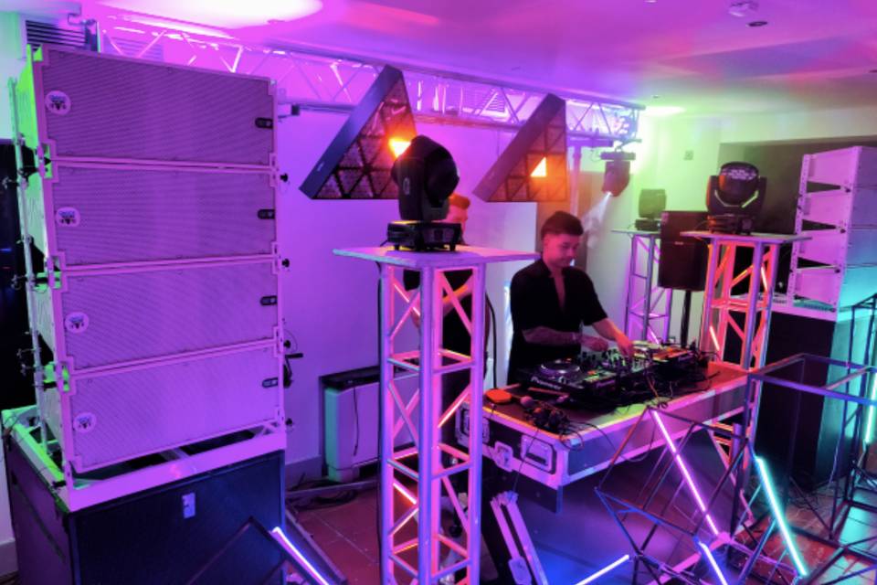 Servicio de DJ