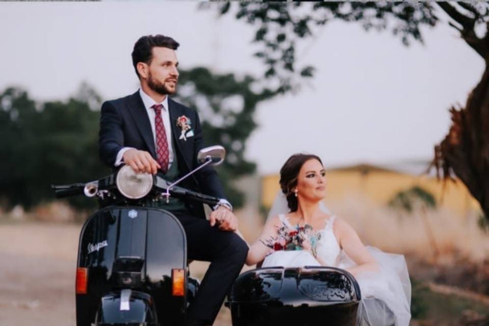 Vespa & Wedding