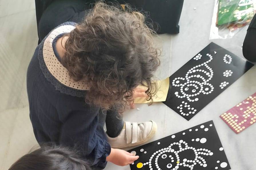 TALLERES Y ACTIVIDADES